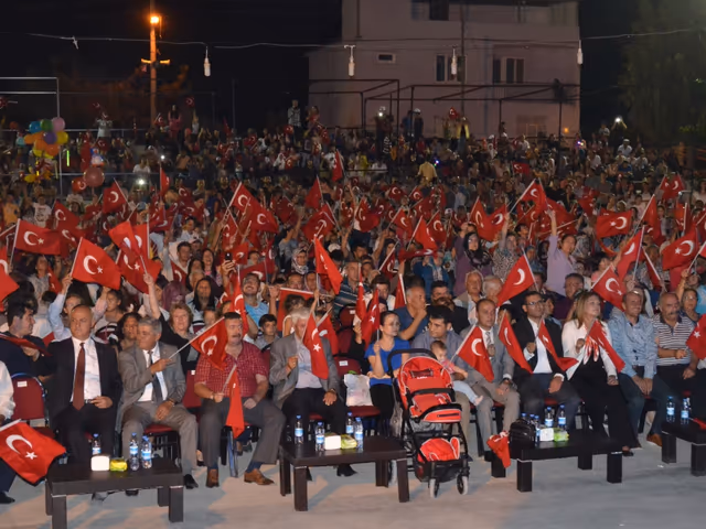 Birliğimiz Üyesi Afyon/Dazkırı Belediyesinin Demokrasi Şöleni