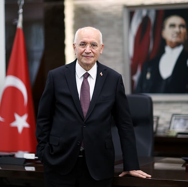 Fethi Yaşar portresi